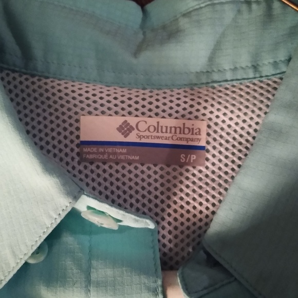 Columbia Sportswear long sleeve fishing shirts - Picture 1 of 3